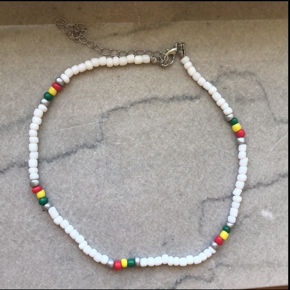 2/$10 5 Beaded chokers ⭐️ - Picture 5 of 7